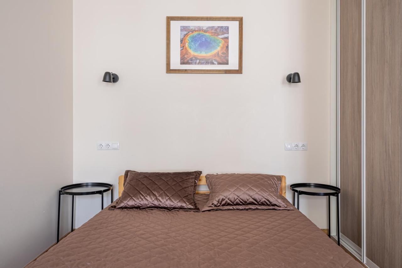 Top-Floor Studio With Courtyard View In Unesco Area, Murnieku Street Residence Riga Exterior photo