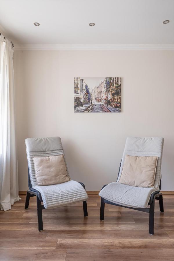 Top-Floor Studio With Courtyard View In Unesco Area, Murnieku Street Residence Riga Exterior photo